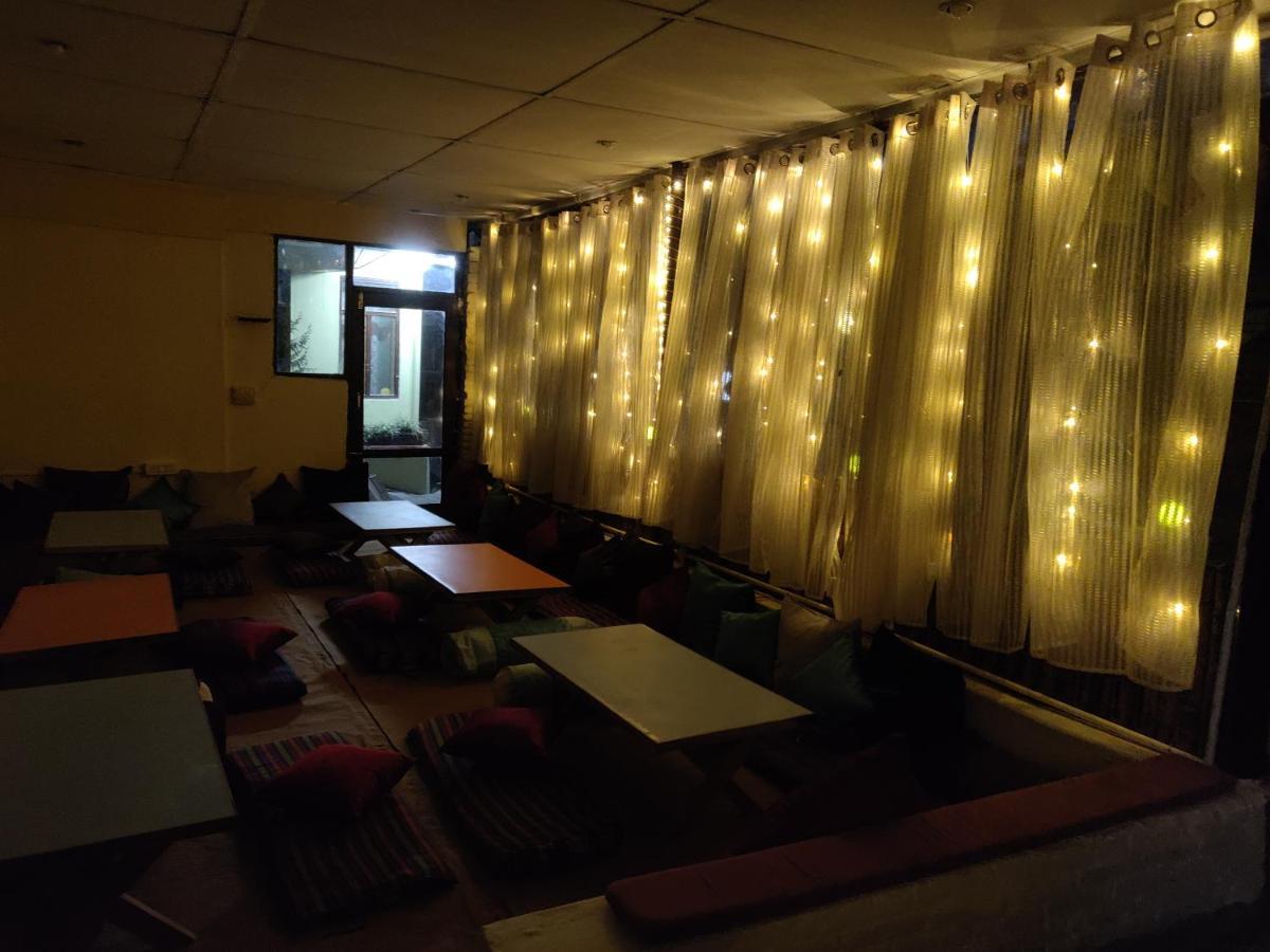 Moustache Mcleodganj Hostel McLeod Gandzs Kültér fotó